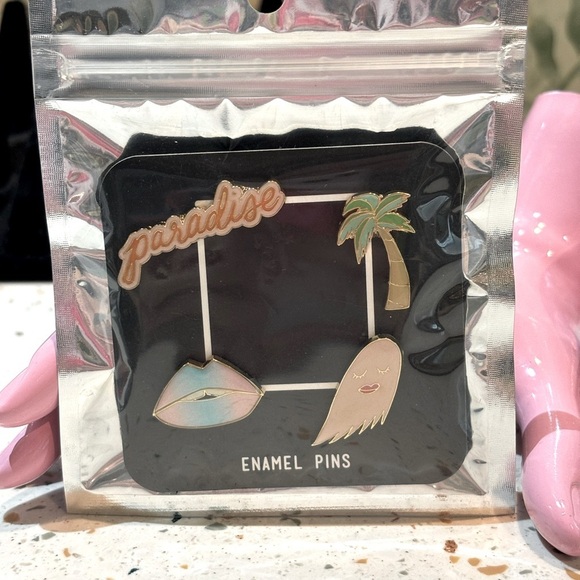 Enamel Pin Brooch Set Paradise & Ghost - Picture 2 of 3